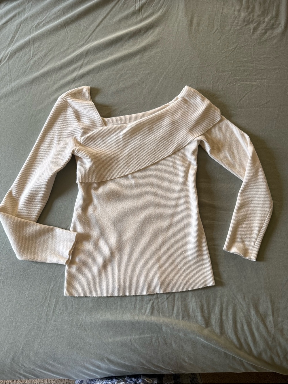 Off-the-Shoulder Ribbed Sweater in Cream